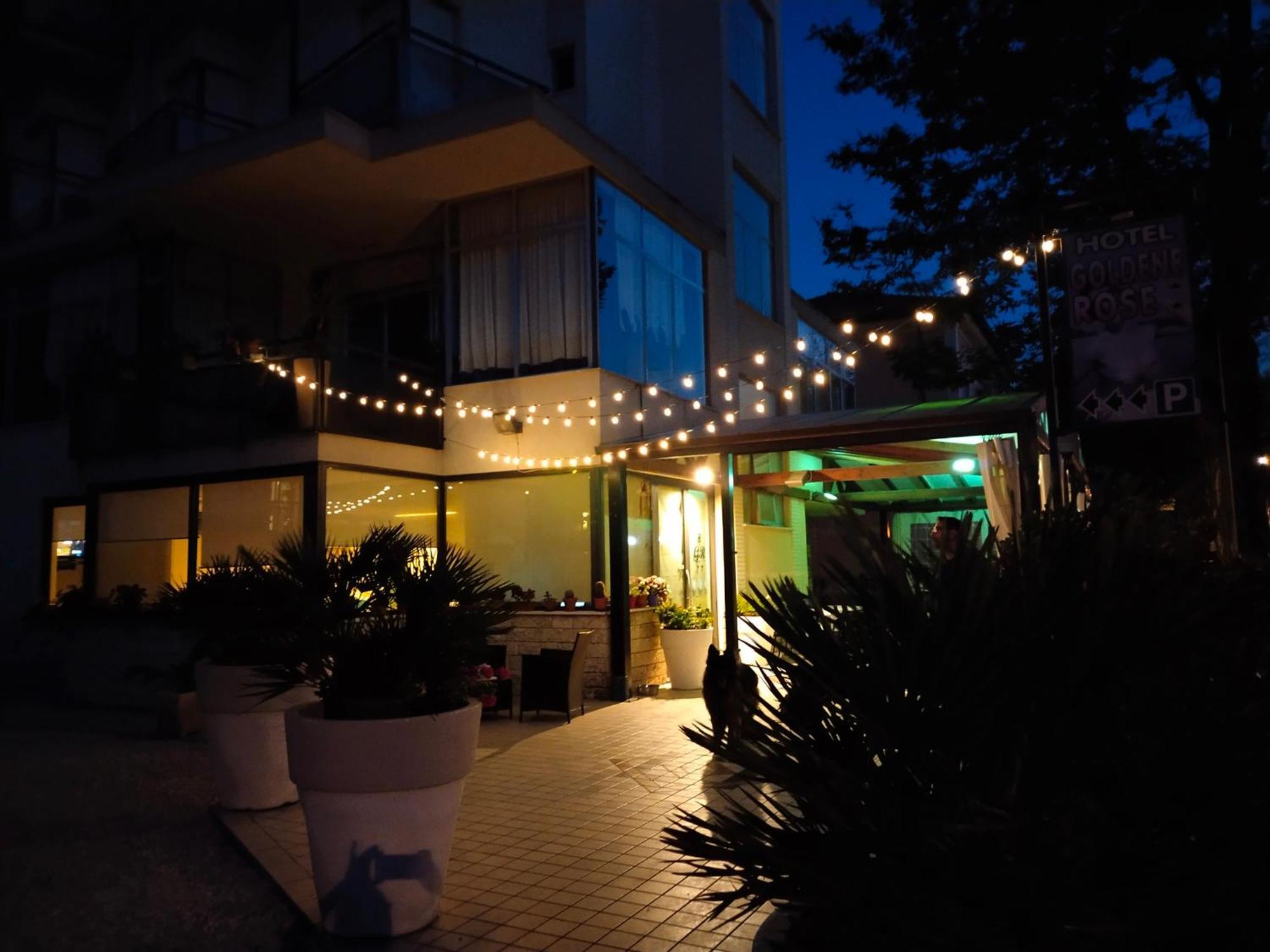 Hotel Goldene Rose ริมินี ภายนอก รูปภาพ