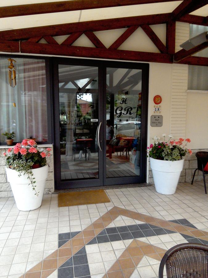 Hotel Goldene Rose ริมินี ภายนอก รูปภาพ